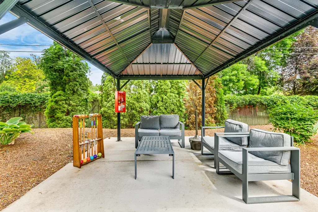 Outdoor Seating